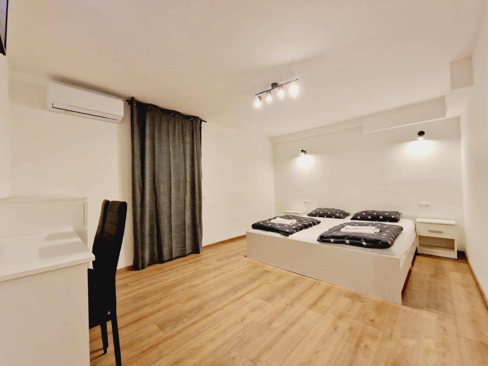 Room D Pula Bagian luar foto