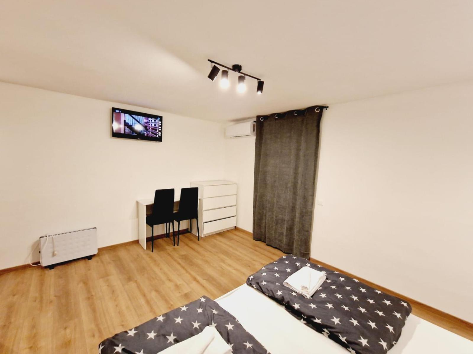 Room D Pula Bagian luar foto